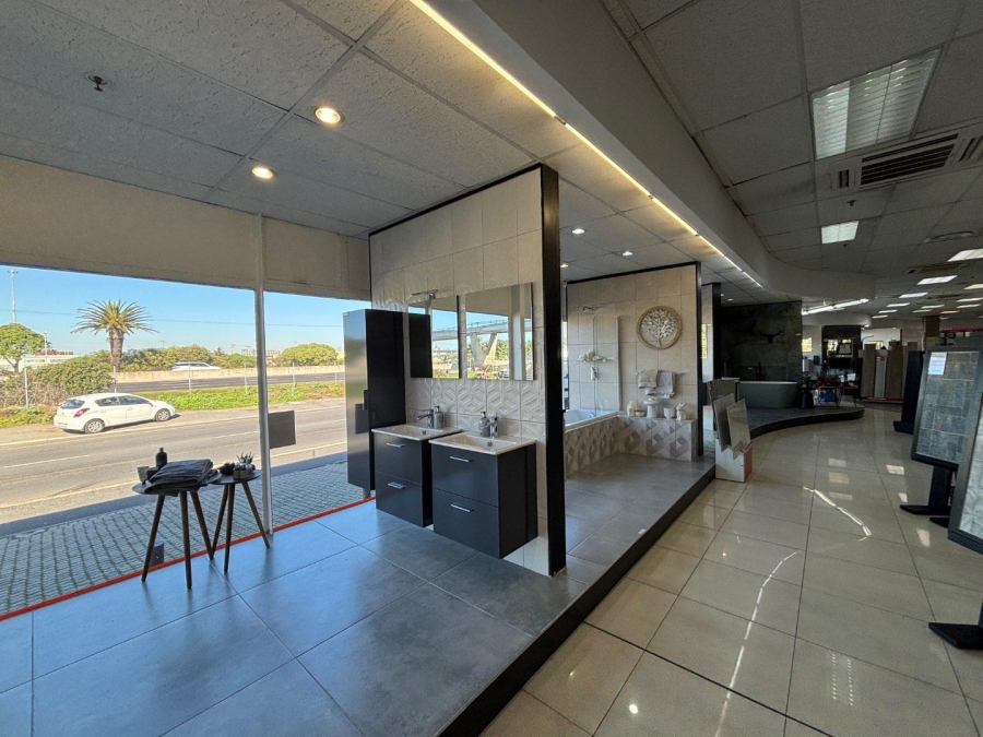 To Let commercial Property for Rent in Paarden Eiland Western Cape